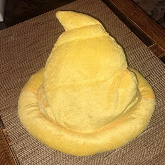 Soft Plush Winking & Tongue Out 12" Emoji Wizard Hat - Picture 4 of 7